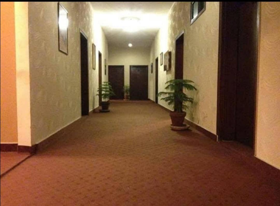 Magnum Hotel Lahore Buitenkant foto